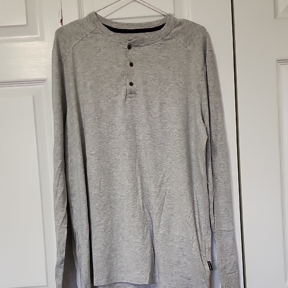 Kenneth Cole Light Gray Long Sleeve Henley